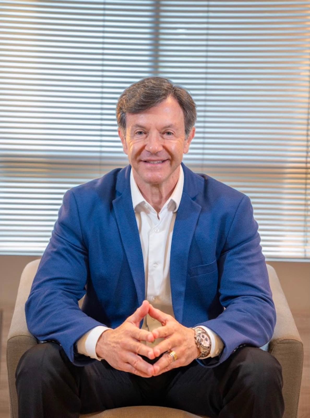Dr. Jacques Waisman